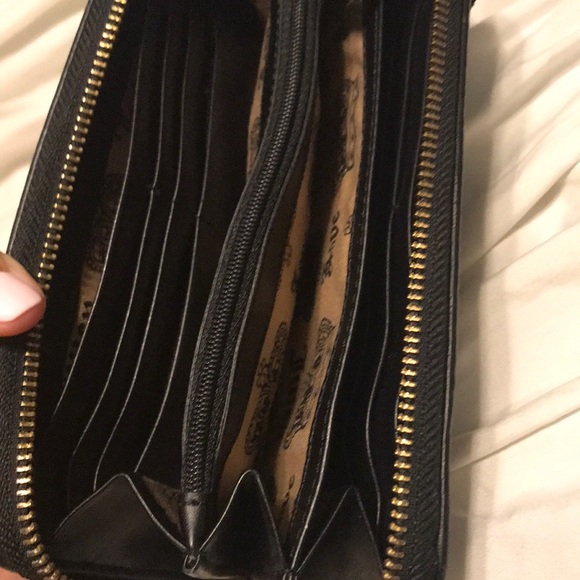 Black Velour Wallet - Picture 4 of 7